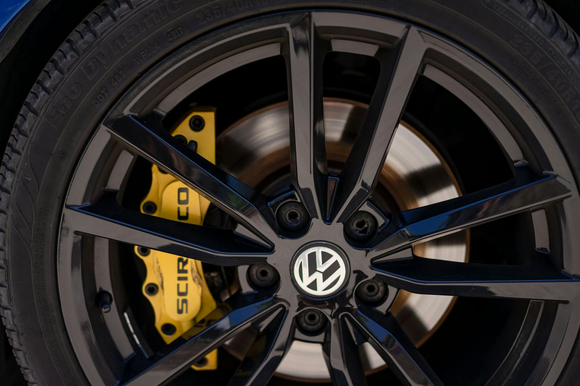 Wymiana klockÃ³w i tarcz hamulcowych Volkswagen â€“ cennik 2026 - kosztserwisu.pl